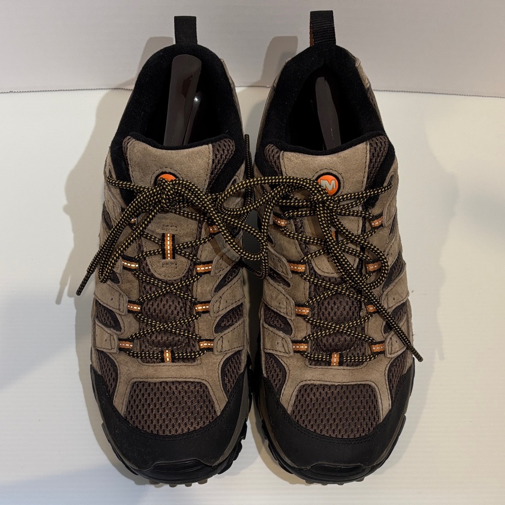 Merrell Moab Ventilator J06011 Men’s size 10 Walnut Hiking Shoes Vibram
